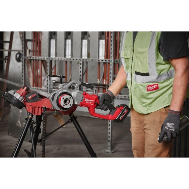 M18 FPT114-802C - Gwintownica do rur 1'1/4", 18 V, 8.0 Ah, FUEL, ONE-KEY, w walizce, z 2 akumulatorami i ładowarką, 4933479420