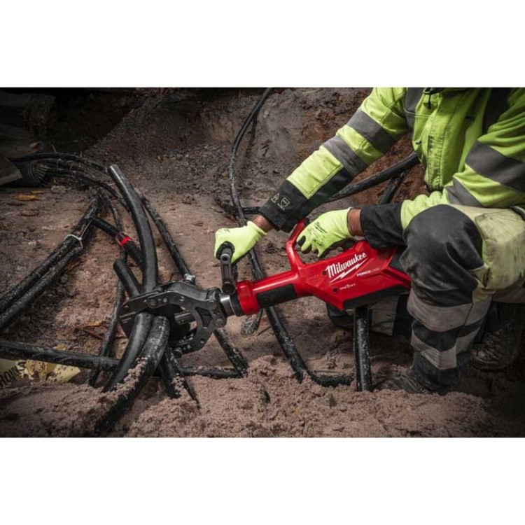 M18 HSFC125R-802C - Hydrauliczny obcinak do kabli zabezpieczających 125 mm, 120 kN, 18 V, 8.0 Ah, ONE-KEY, walizce, 4933499331