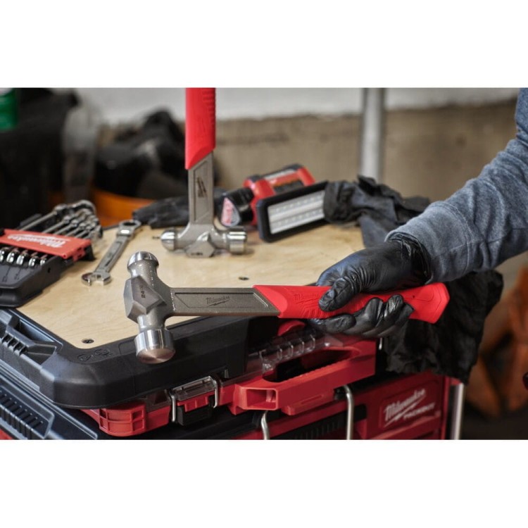 Młotek stalowy z noskiem kulistym 680g 4932492347 - techniktools