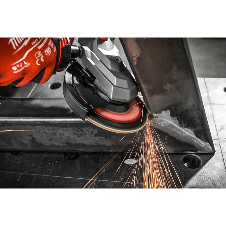 M18 FUEL szlifierka kątowa 125 mm z płaską głowicą, hamulcem i włącznikiem łopatkowym 4933478439 - techniktools
