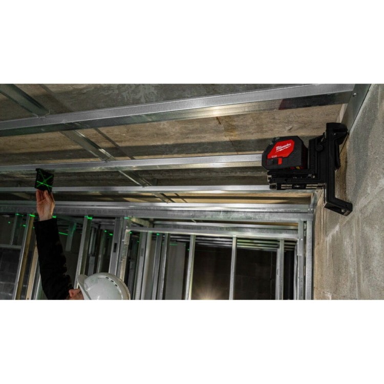 Laser krzyżowy z zieloną wiązką, zasilany bateriami alkalicznymi 4933478753 - techniktools