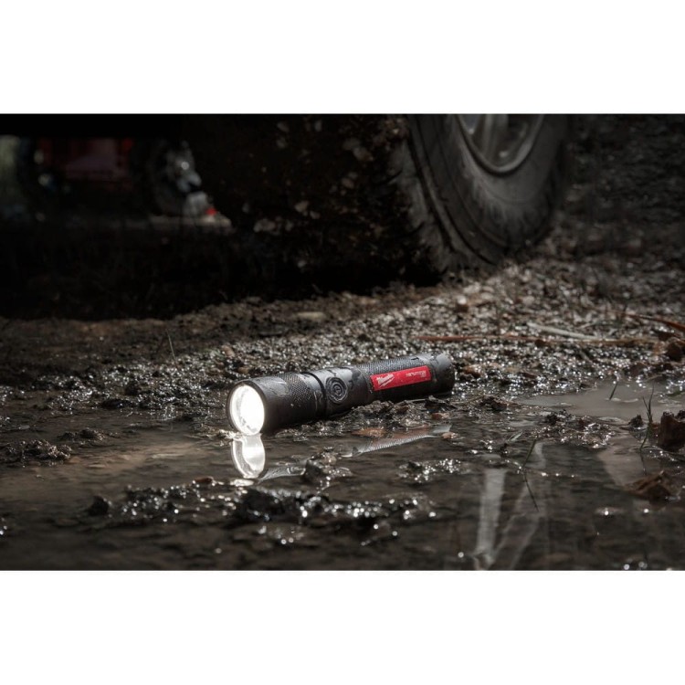 Latarka akumulatorowa USB z regulacją wiązki światła 1 100 Lumenów 4933479769 - techniktools