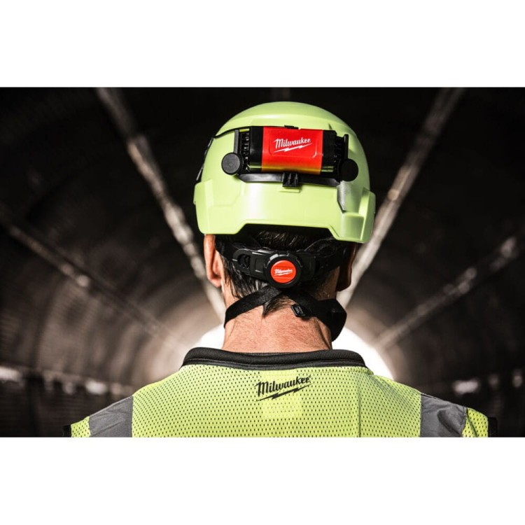Latarka czołowa ładowana przez USB 600 lumenów 4933479902 - techniktools