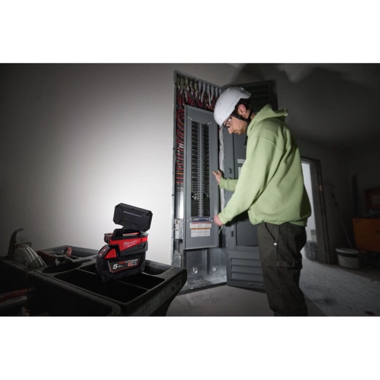 M18 Kompaktowy Reflektor Składany 4933498148 - techniktools